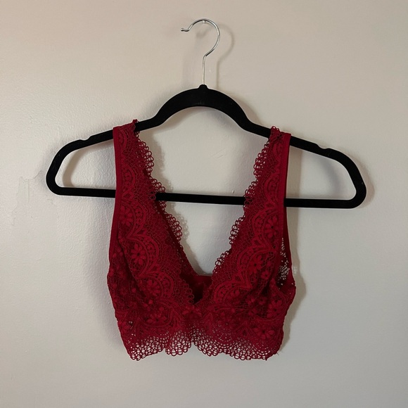 Victoria secret bralette Maroon with flower detail - Picture 1 of 3